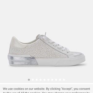 Zina Pearl Sneakers - Dolce Vita